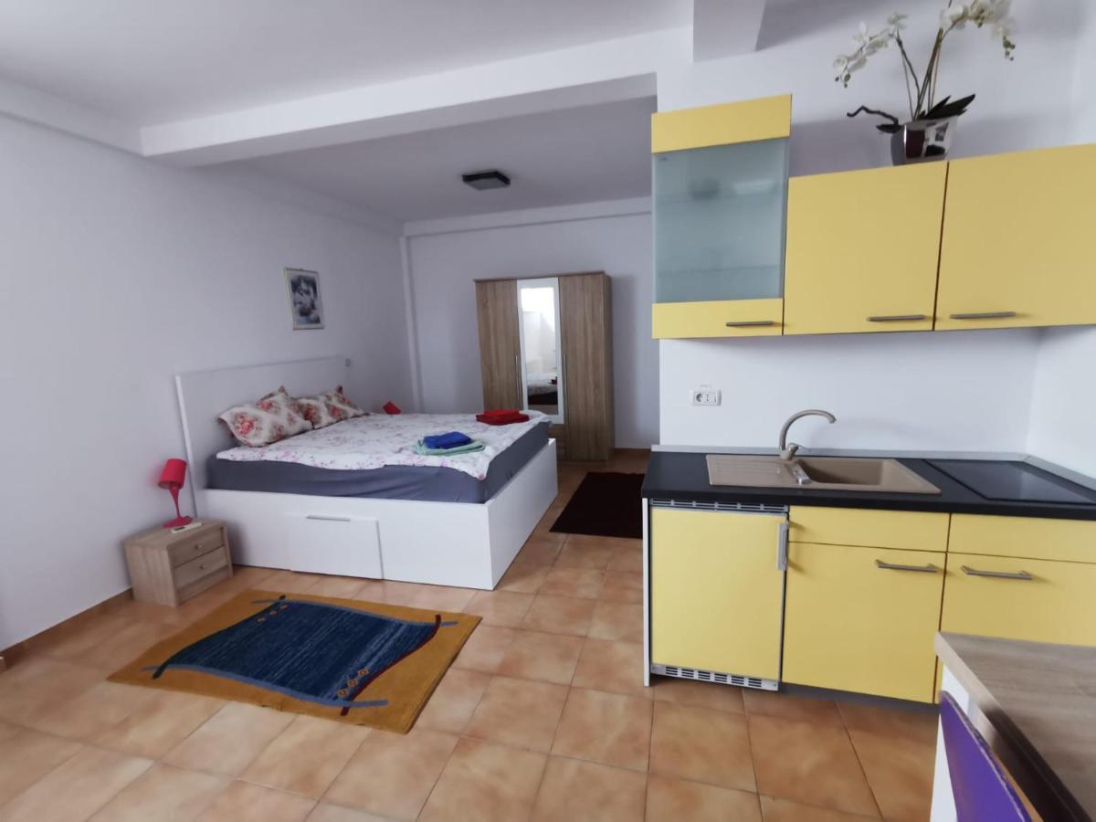 Fitness House With Garden Hotel Constanta Luaran gambar